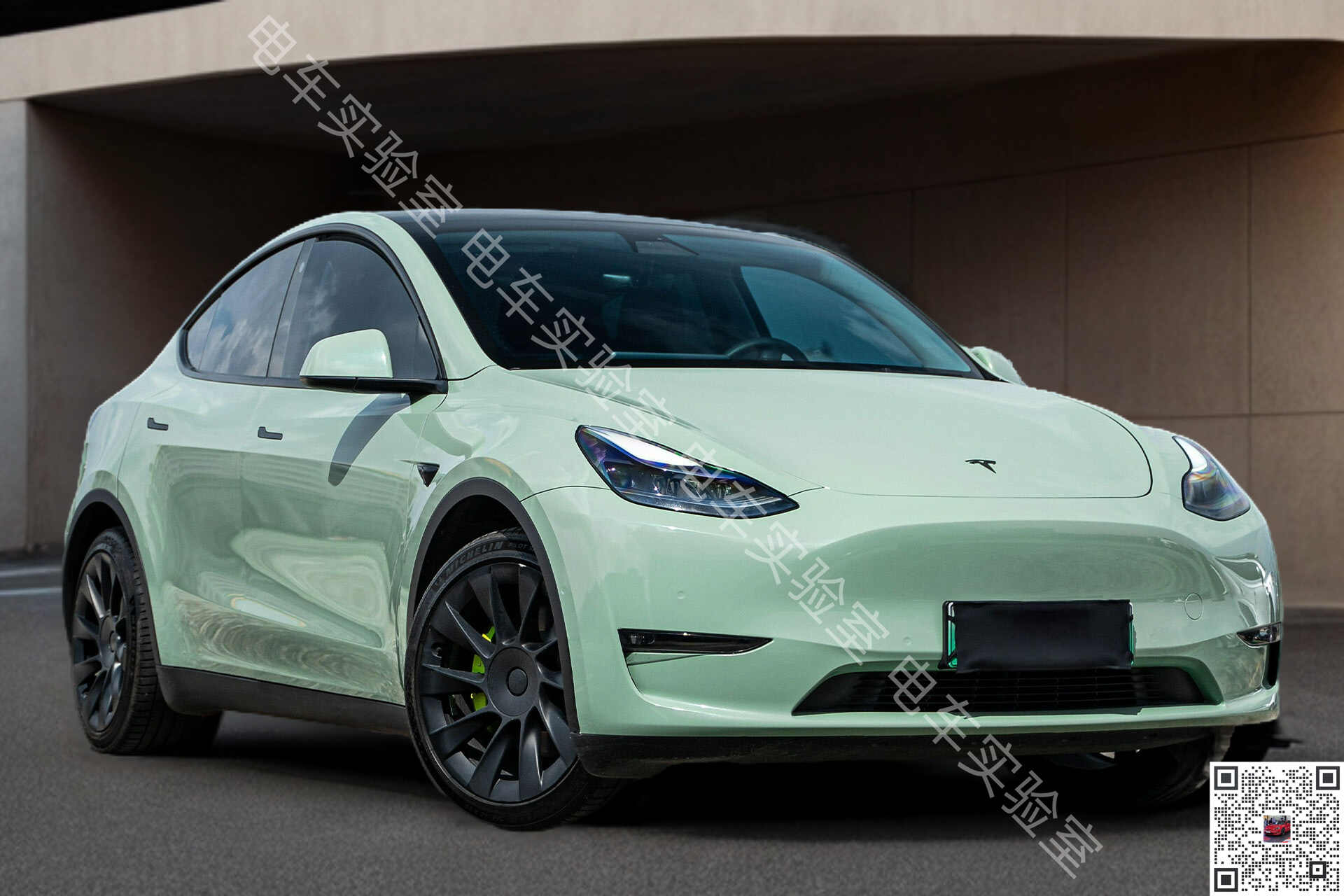 特斯拉Model Y格拉斯米尔绿